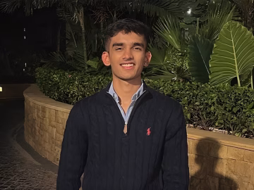 From Dharavi Roots to Bold New Visions IIGJ Graduate Riday Jain Redefines Jewellery Innovation