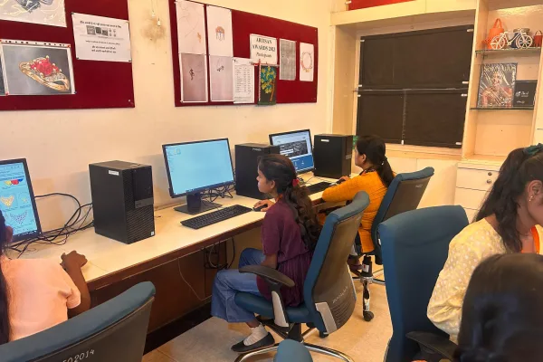 Varanasi Campus 6 9